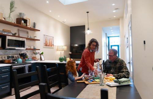 Designer Penthouse with Rooftop Deck Near Downtown and Lookout Mtn - Foto 45