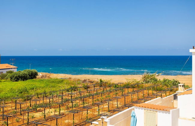 Villa Diana Seaside in Pomos - Foto 16