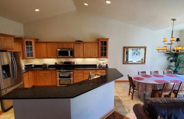 Beautiful 4+ bed 3 bath Condo 20 minutes to Madison - Foto 9