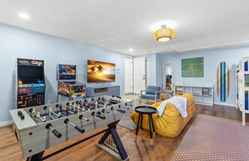 Family Oasis - Pool Hot Tub Games & Near Beach - Foto 37