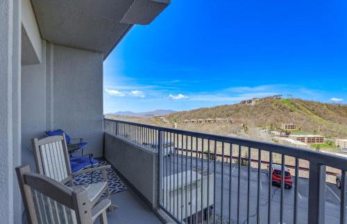 Overlooking Ski Slopes Sugar Mountain Condo! - Foto 1