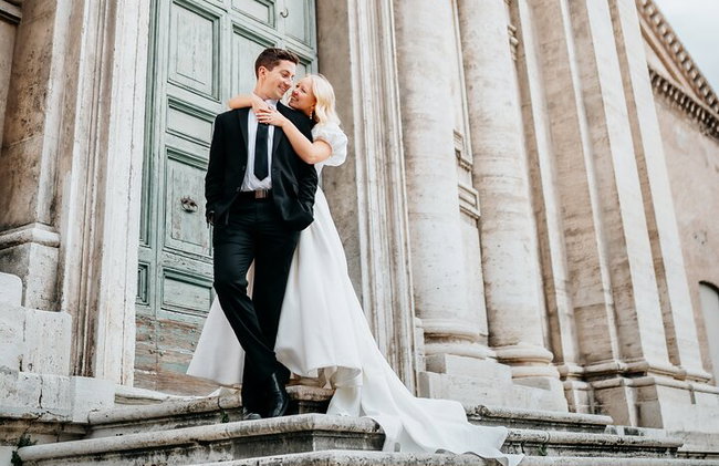 Wedding Honeymoon Photoshoot in Rome - Photo 27