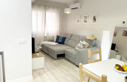 Rastro, Plaza Mayor and Madrid Río - Photo 19