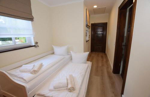 Landhaus Hideaway mit Aussenpool, Sauna und Kamin - Foto 34