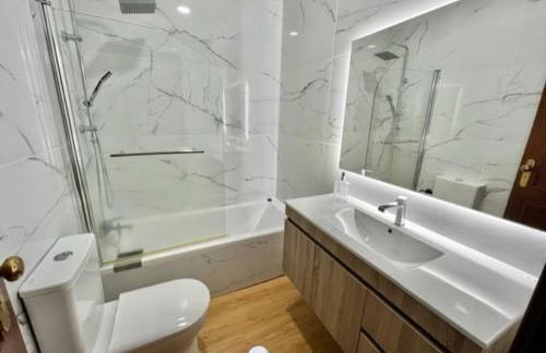 O CANTINHO DA RIA - JACUZZI with water at 35 degrees and POOL - Foto 36