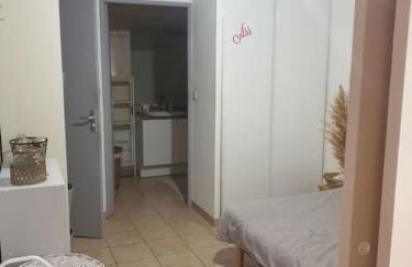 L' Appartement du Quai Neuf Parking privé - Gare à 5min - Foto 9