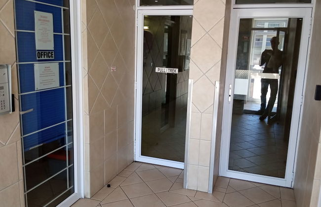 The Waves, Living By the Beach - Foto 2