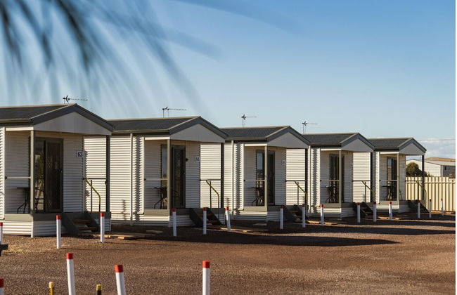 Sundowner Cabin and Tourist Park - Photo 29