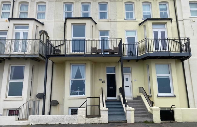 Beachfront Bolthole With Seaview in Idyllic Hythe - Foto 18