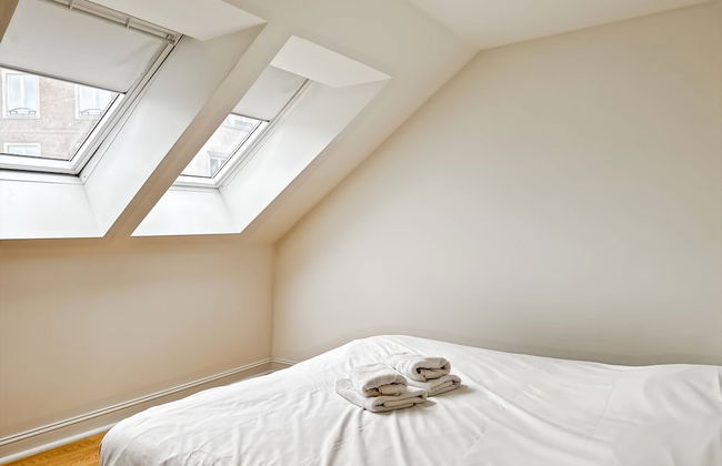 Charming Ixelles Apartment Retreat in the Heart of Brussels - Photo 7