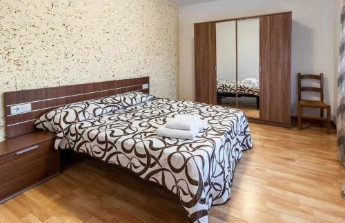 Can Bugantó - amplia casa con piscina y jardín - Foto 15