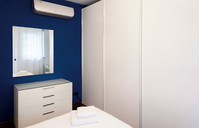 Apartment in Milan - Photo 1