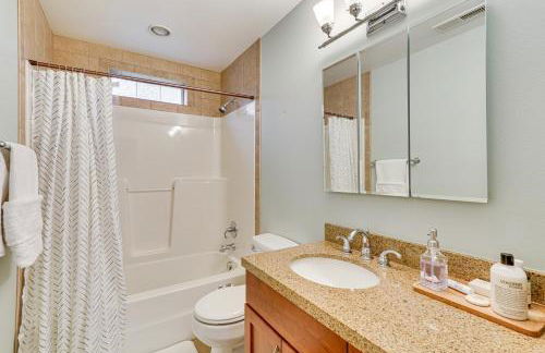 5 Mi to Oregon Zoo Spacious Retreat with Patio - Foto 15