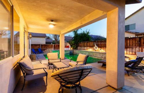 The Desert Jewel Pool Spa And Coachella Retreat - Photo 7