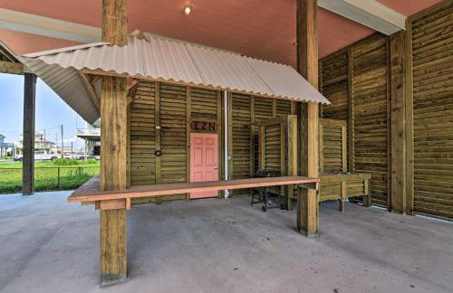 Ocean View and Wraparound Deck Crystal Beach Home! - Foto 27