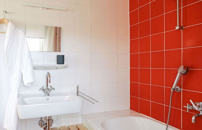 Bauhaus Holiday Apartment by the Lake - Foto 8