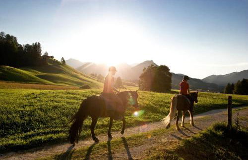 Schwabenbauernhof-Tradition und Moderne erleben - Foto 29