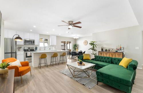 Cozy Warm Oasis-Heated Pool-Perfect location-Spring TRN - Foto 7