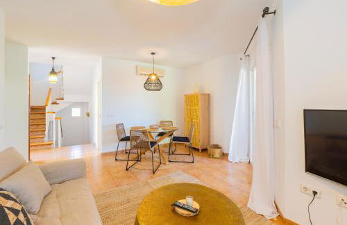 Cubo's Townhouse Sierrezuela - Photo 21