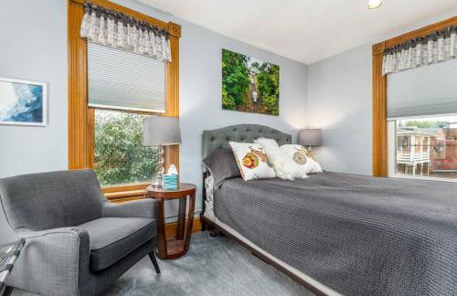 The Dubuque House - Historic Downtown Location! - Foto 14