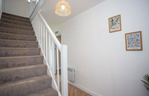 Vacant Nest The South End Spacious Smart TV - Foto 24