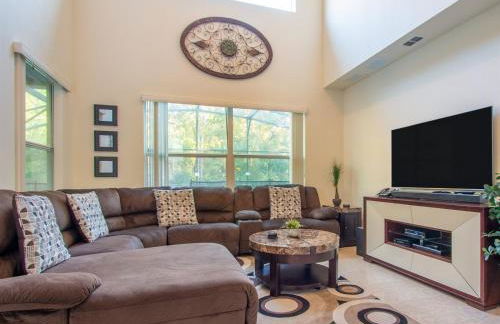 Luxurious With Privacy In 5 Bedroom With Private Pool By Florida Dream Homes - Foto 10