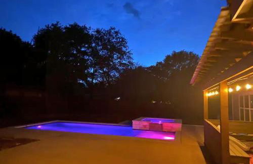 Private Pool & Hot Tub! Charming Hill Country Home Minutes to Wineries/Shops! - Foto 27