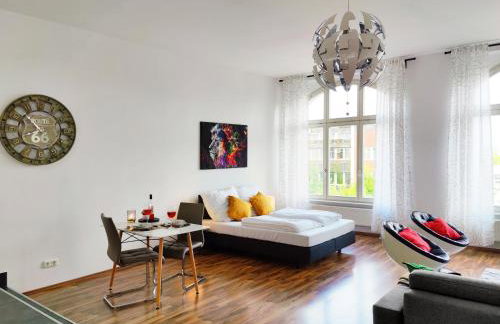 Lokal, luftig - Loft mit Heimkino & Parkplatz in Uni- und Kliniknähe - Foto 9