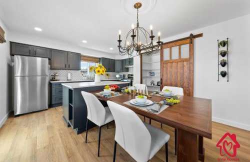 ValleyVibe: Modern Comfort in North Valley - an Irvie Home - Foto 19