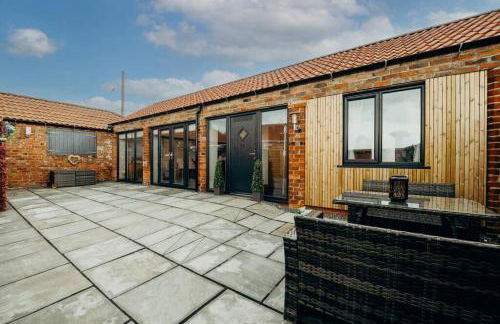 Elegant Barn Retreat with jacuzzi - Foto 1