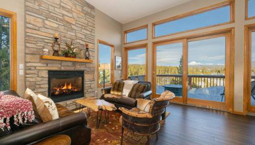 Stunning Mountain Retreat with View and Private Hot Tub - Foto 4