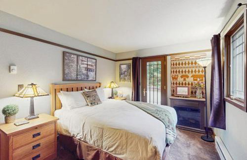 The Frank Lloyd Wright Home @ Deep Creek, MD - Photo 16