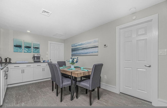 Tranquility - Waterfront Villa With Pool Dock - Photo 23