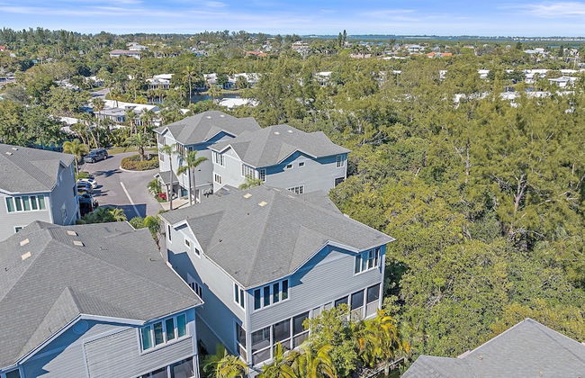 Surf And Turf At Cedars East 2 Bedroom Townhouse by RedAwning - Foto 52