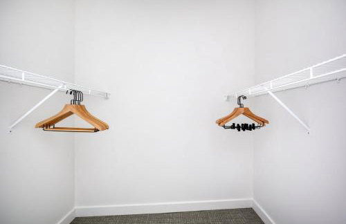 Bellevue 2BR w BBQ Gym WD nr Spring District SEA-225 - Foto 9