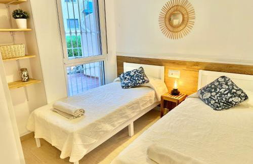 1ªLínea-50m de playa-Reformado-BBQ privada-Vistas al mar-3 terrazas - Foto 24