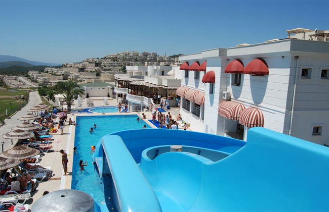 2 Bedrooms Apartment Lake View 5 by Likya Global - Photo 17