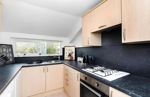 5 Individual Beds - Free Parking - Foto 27