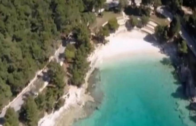 Adorable Stone House With Terrace Near the Beach - Foto 35