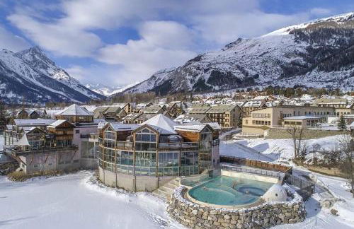 Les Suites du Monetier, alliant le charme et l'authenticité d'un chalet de prestige au cœur du village - Photo 16