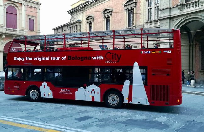 Bologna Open Bus skip the line & Food Tasting - Photo 3