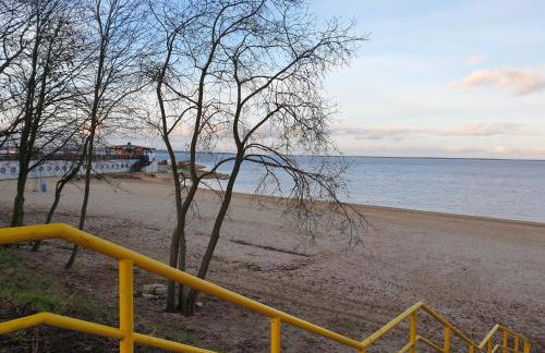 Apartament "Złoty relaks" tuż przy plaży z balkonem z widokiem na Hel i hamakami - Photo 21