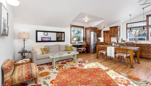 The Beautiful Bears Den! Walk to Old Town and CSU! - Foto 3