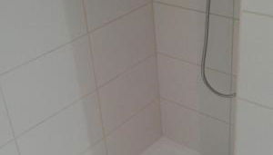 T2 duplex CARCANS Maubuisson vue pins situé au 129 avenue Maubuisson - Foto 2, Shower