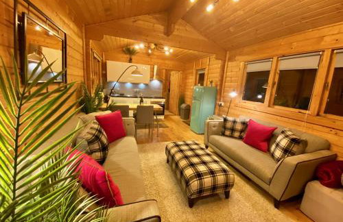 Yealm Cabin Self Catering Log Cabin in Devon with Hot Tub - Foto 22