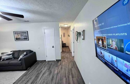 I-95 and Tanger Outlets. Pet Yes - Photo 2