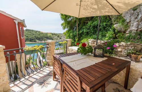 Apartments Mali Dvor Novigrad - Photo 16