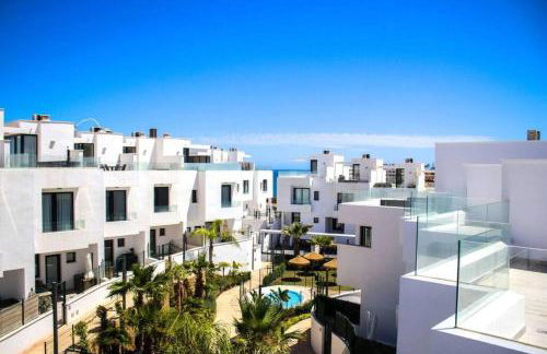 Pass the Keys Casa Ban, Spacious 3 Bedroom Townhouse - Photo 13