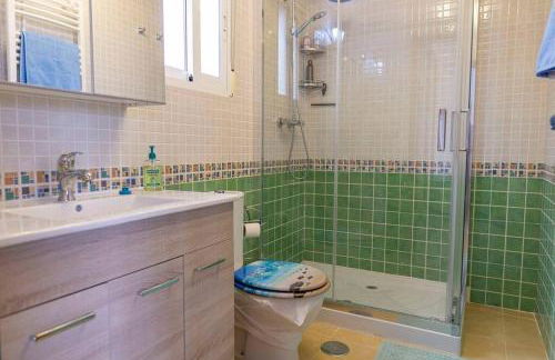 Beautiful 3 Bed Townhouse with landscaped communal pool area - Foto 19