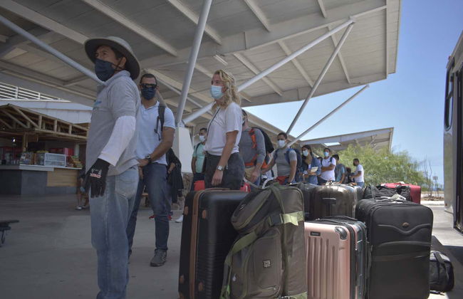 Galapagos Airport Transfer - Photo 2